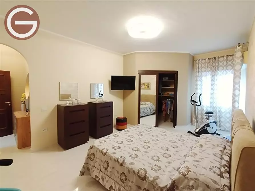 Immagine 9 di Appartamento in vendita  a Gioia Tauro