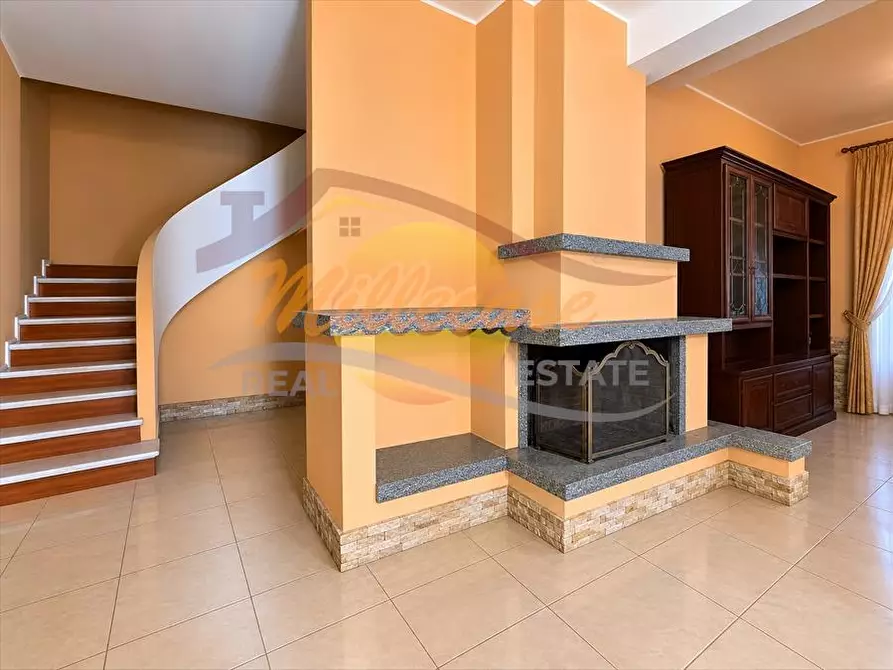 Immagine 19 di Villa in vendita  in via priamo a Siracusa