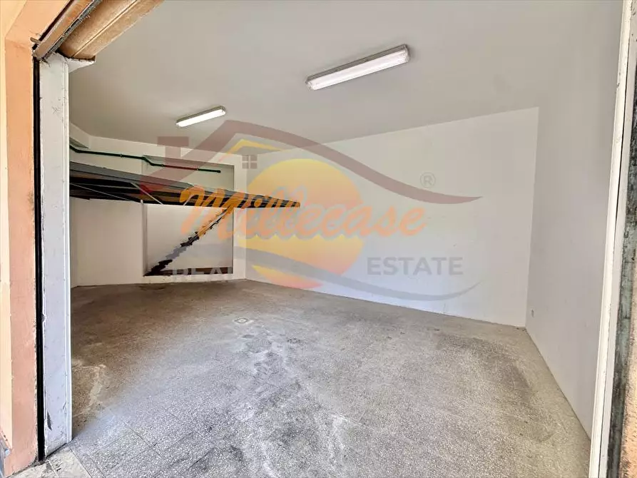 Immagine 4 di Garage in vendita  in VIALE TICA a Siracusa