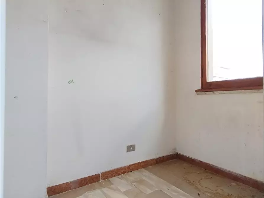 Immagine 5 di Appartamento in vendita  a Gioia Tauro