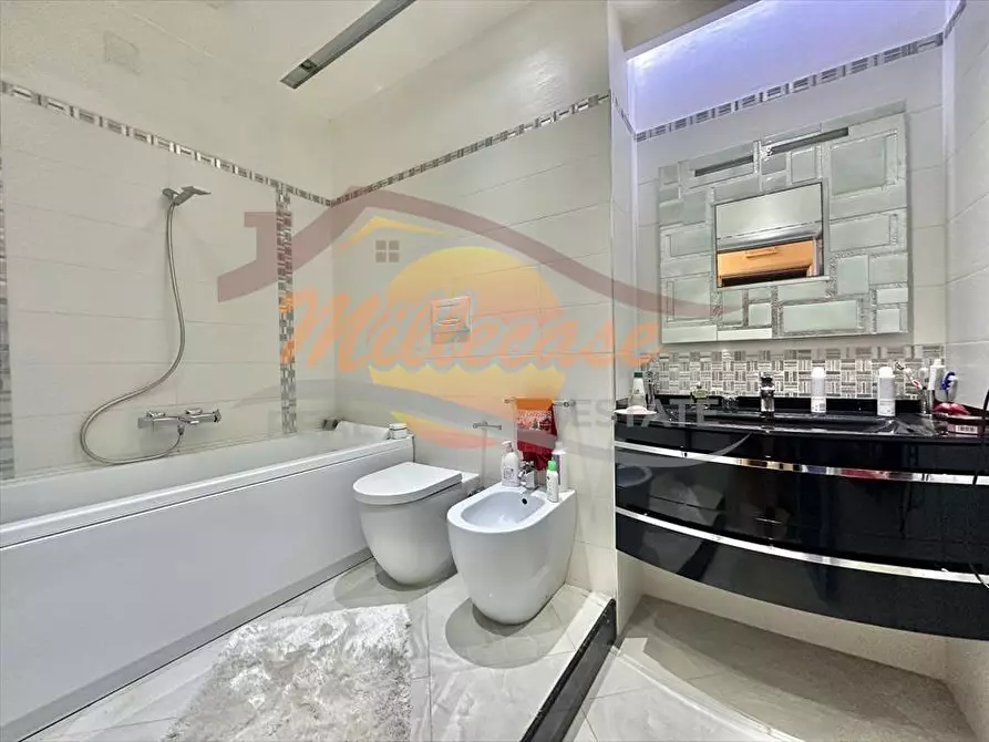 Immagine 18 di Appartamento in vendita  in VIA ARSENALE a Siracusa