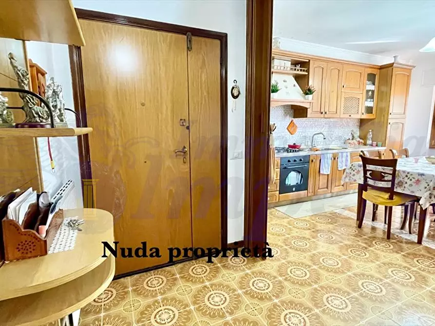 Immagine 6 di Appartamento in vendita  in Via Gran Bretagna 66/A a Pomezia