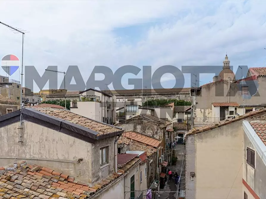 Immagine 8 di Appartamento in vendita  in via Vittorio Emanuele 356 a Catania