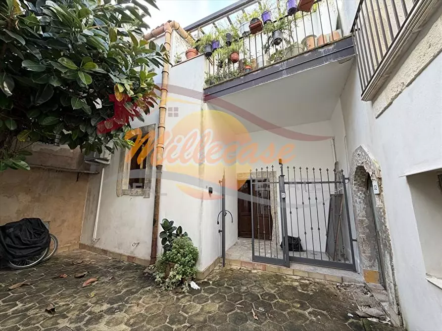 Immagine 1 di Appartamento in vendita  in Via della giudecca a Siracusa