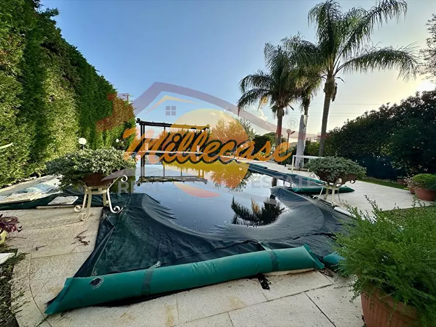 Immagine 10 di Villa in vendita  in TRAVERSA SINERCHIA a Siracusa
