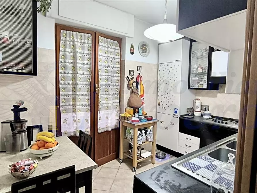 Immagine 8 di Appartamento in vendita  in Via Angelo Bianchi 94 a Roma