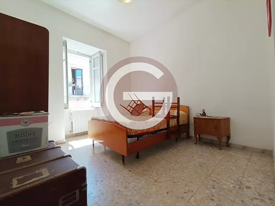 Immagine 9 di Palazzo in vendita  a Cittanova