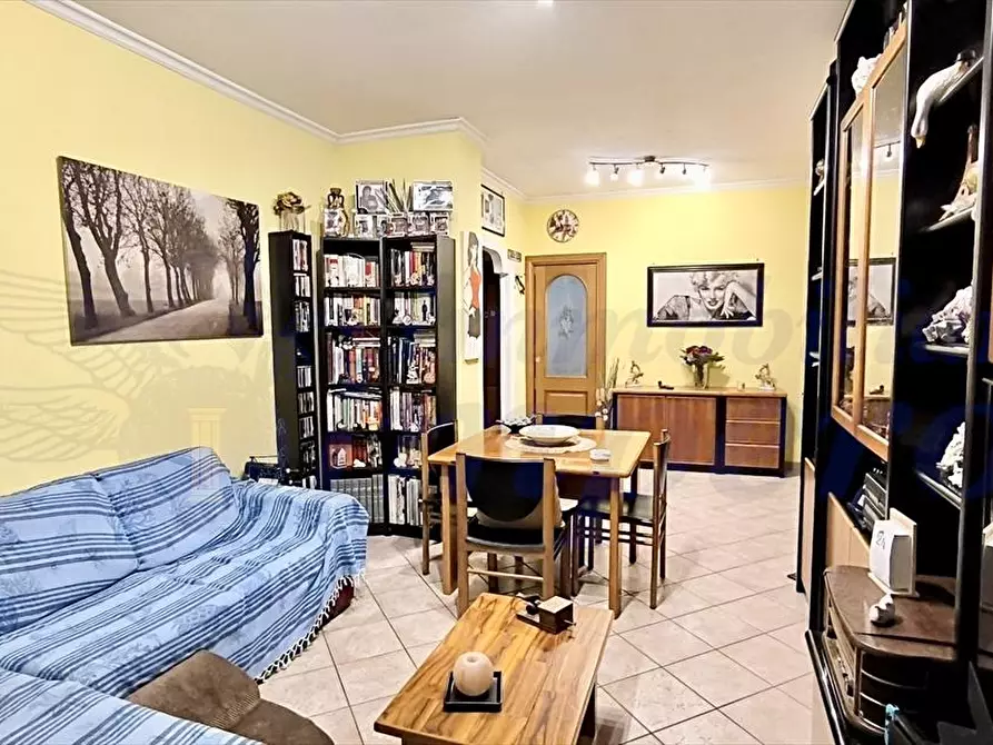 Immagine 3 di Appartamento in vendita  in Via Angelo Bianchi 94 a Roma