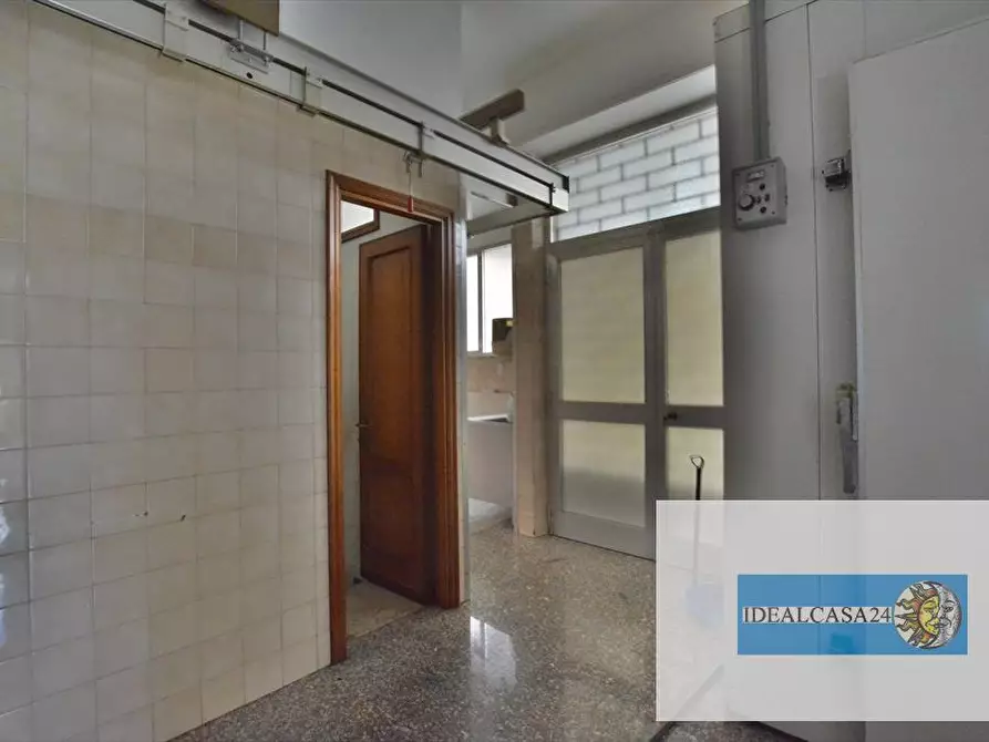 Immagine 20 di Locale residenziale in vendita  in macerata via Goffredo mameli 39 a Macerata