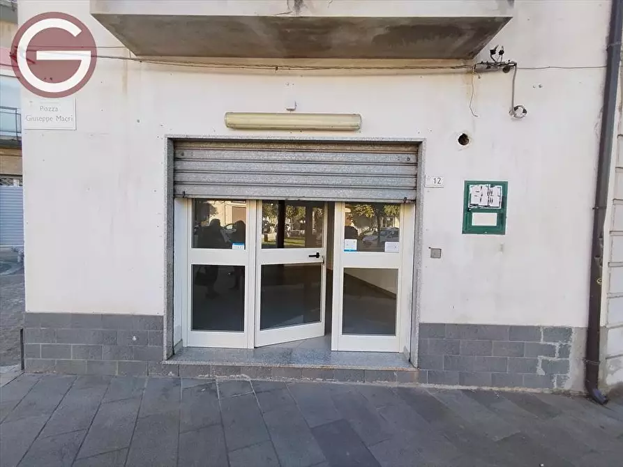 Immagine 3 di Locale commerciale in affitto  a Taurianova