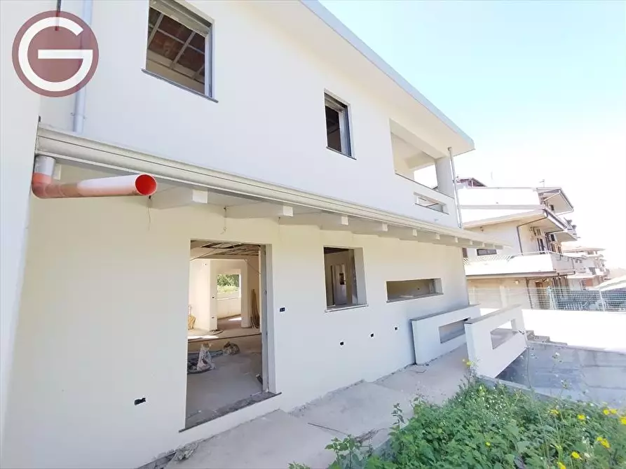 Immagine 23 di Villa in vendita  a Taurianova