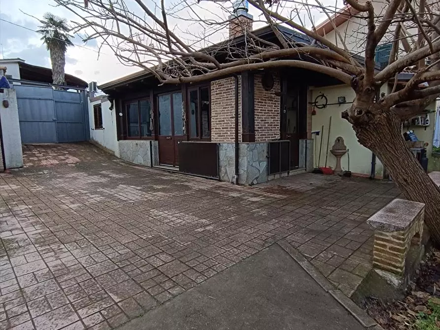 Immagine 5 di Abitazione tipica in affitto  a Taurianova