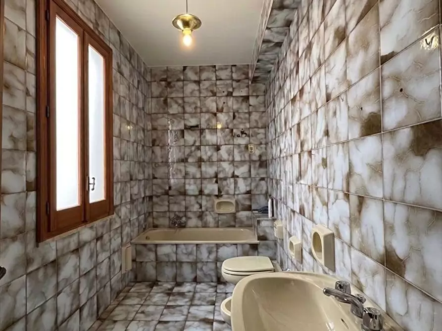 Immagine 19 di Appartamento in vendita  in via Convento San Francesco di Paola a Trapani