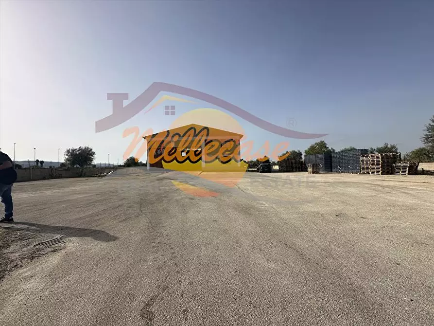Immagine 26 di Capannone industriale in vendita  in via Elorina a Siracusa