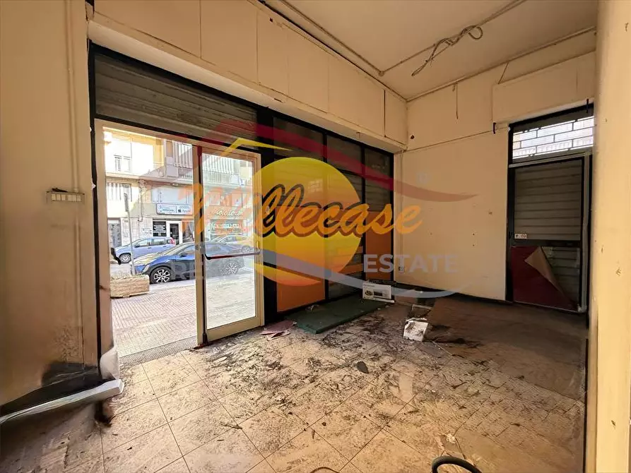 Immagine 14 di Locale commerciale in vendita  in VIALE ZECCHINO a Siracusa