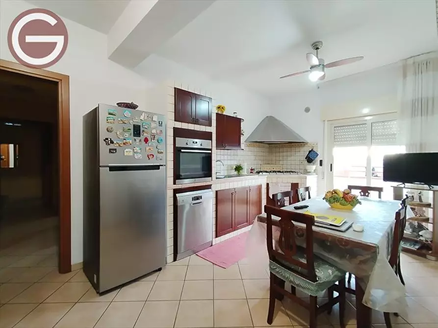 Immagine 11 di Appartamento in vendita  a Gioia Tauro