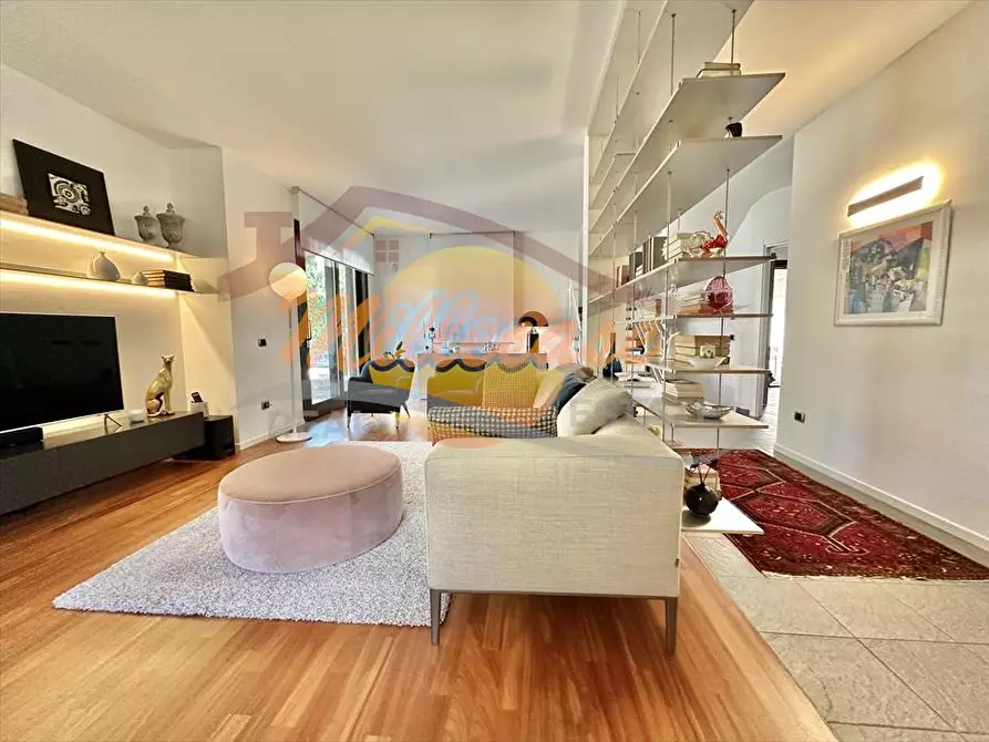 Immagine 17 di Villa in vendita  a Siracusa
