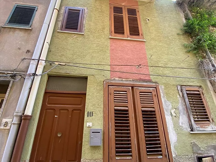 Immagine 1 di Casa indipendente in vendita  in Via Anzelmo 10 a Lercara Friddi