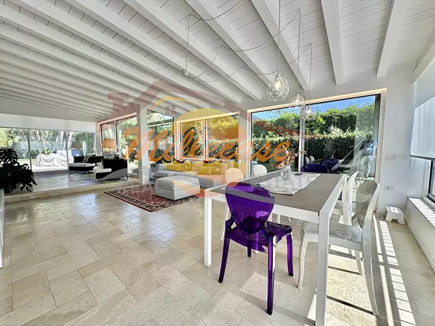 Immagine 28 di Villa in vendita  a Siracusa