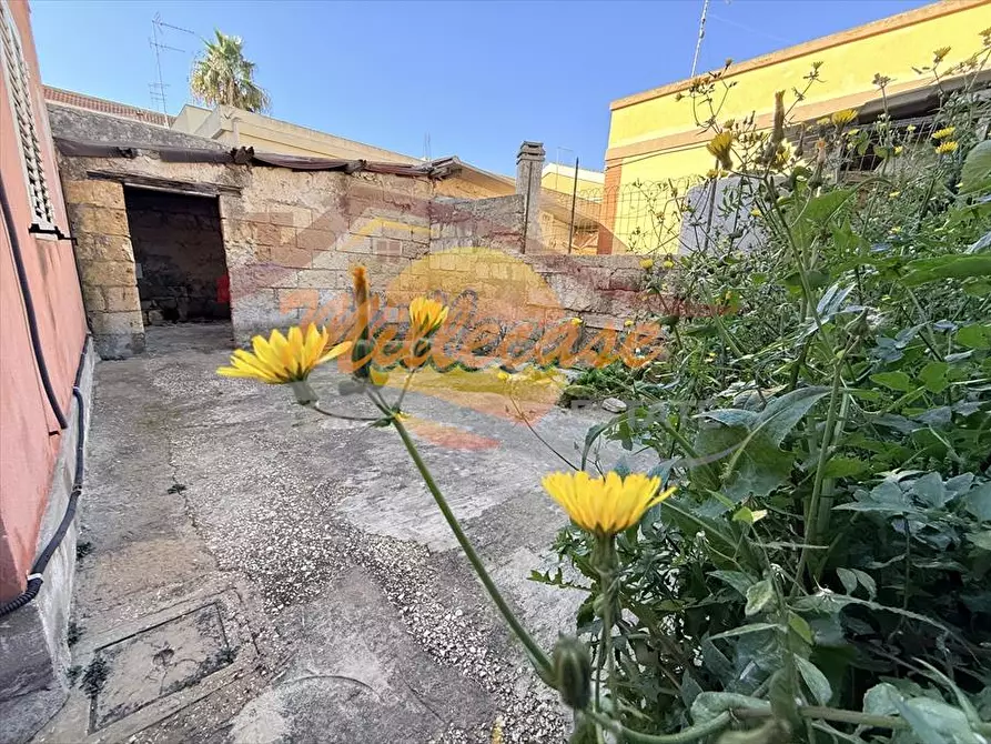 Immagine 21 di Villa in vendita  in VIA LUIGI MONTI a Siracusa
