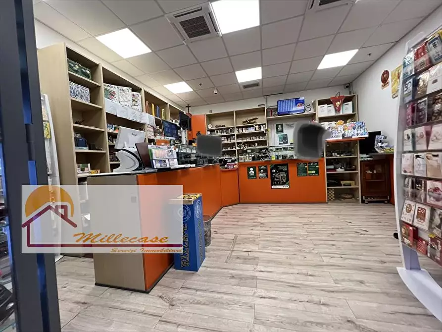 Immagine 2 di Attività commerciale in vendita  in PARCO COMMERCIALE BELVEDERE a Siracusa