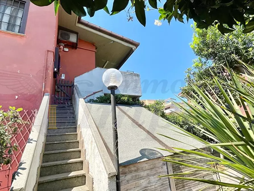 Immagine 3 di Appartamento in vendita  in Via Ascoli Piceno 59 a Ardea