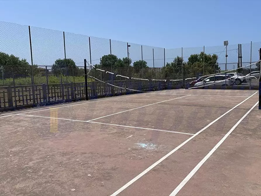 Immagine 12 di Appartamento in vendita  in Via Ascoli Piceno 59 a Ardea