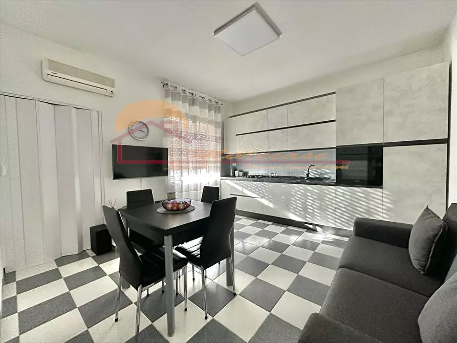 Immagine 23 di Appartamento in vendita  in VIALE DEI COMUNI a Siracusa