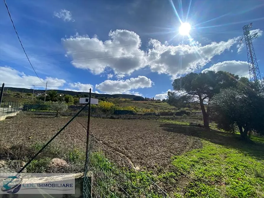 Immagine 5 di Terreno agricolo in vendita  in Via Giacomo Leopardi a Valledolmo