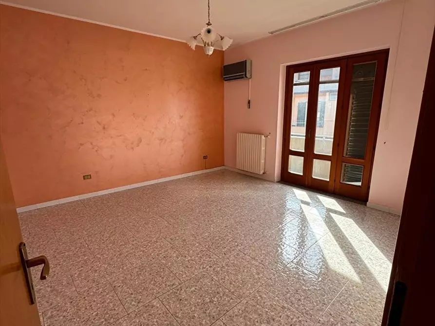 Immagine 9 di Appartamento in vendita  a Cinquefrondi