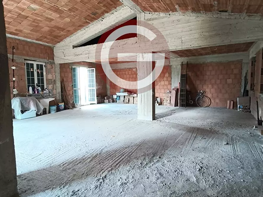 Immagine 13 di Villa in vendita  a Anoia