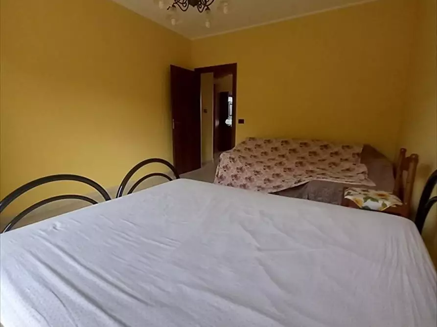 Immagine 13 di Appartamento in vendita  a Cinquefrondi