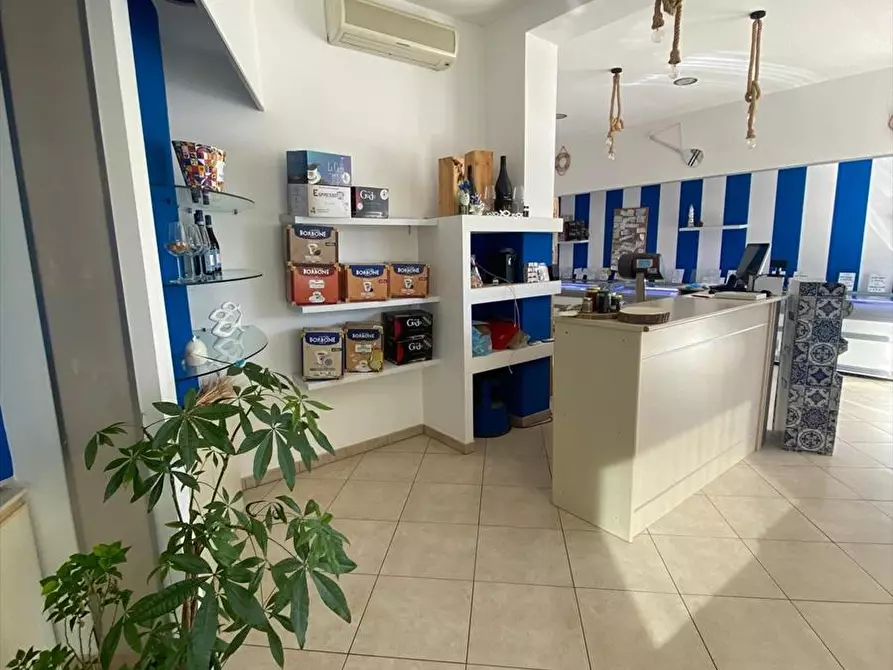 Immagine 4 di Locale commerciale in vendita  in Via Sacramento 93 a San Giovanni Gemini