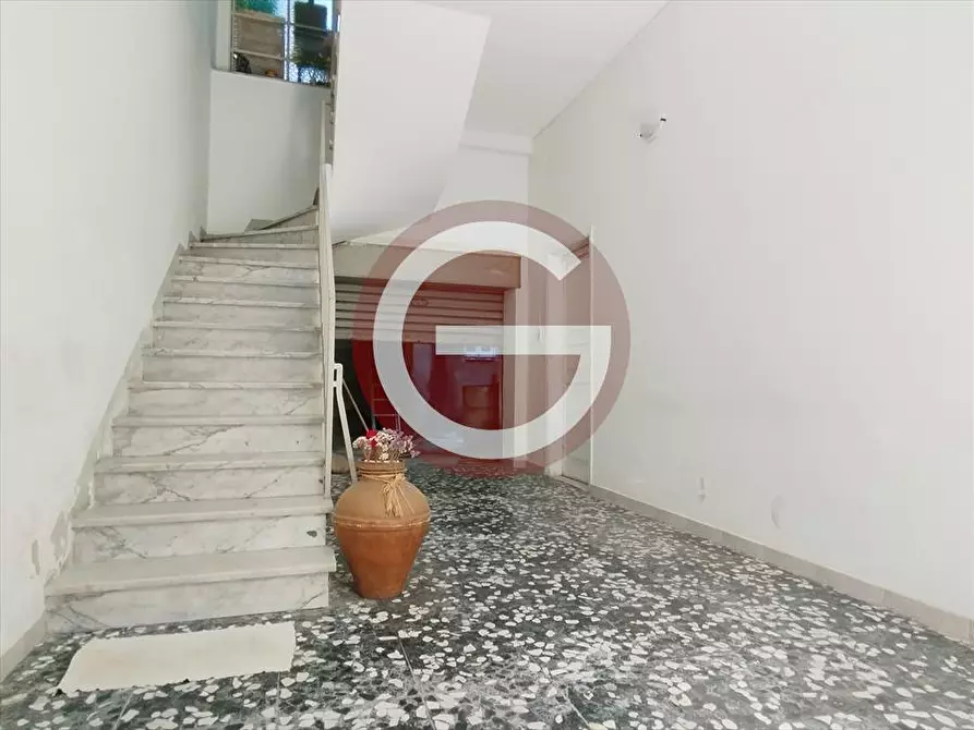 Immagine 11 di Palazzo in vendita  a Cittanova