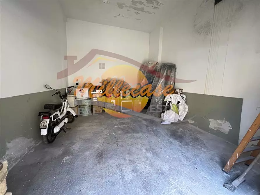 Immagine 1 di Garage in vendita  in via paterno a Siracusa