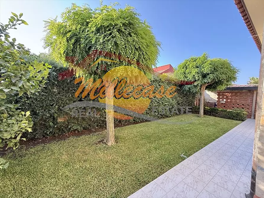 Immagine 7 di Villa in vendita  a Siracusa