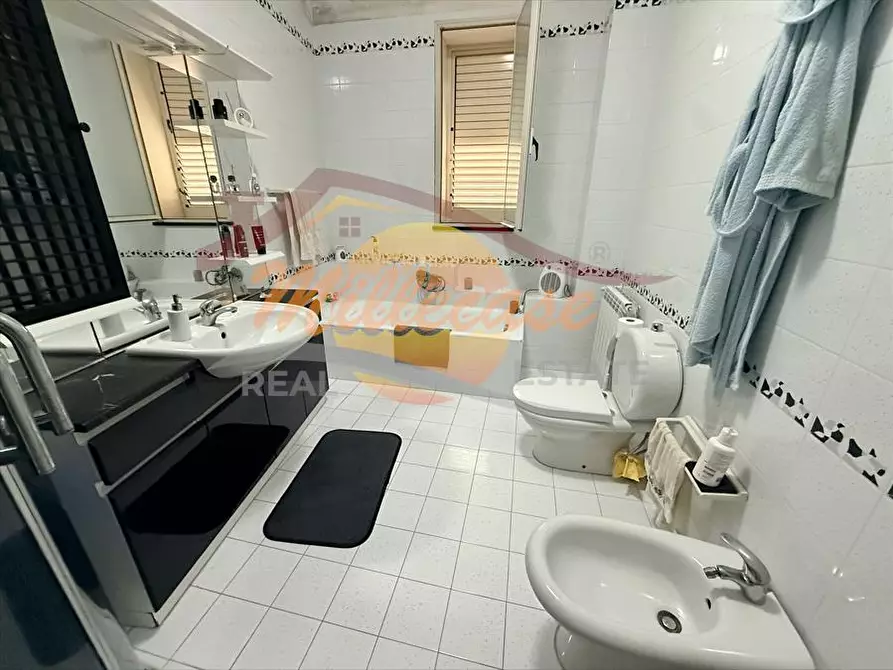 Immagine 12 di Appartamento in vendita  in via augusta a Siracusa