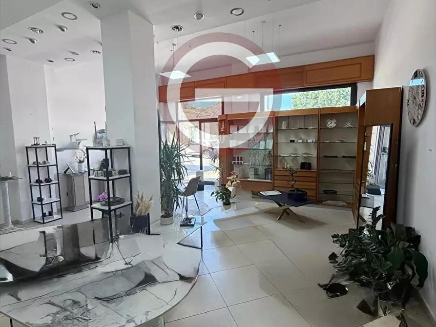 Immagine 3 di Locale commerciale in affitto  a Taurianova