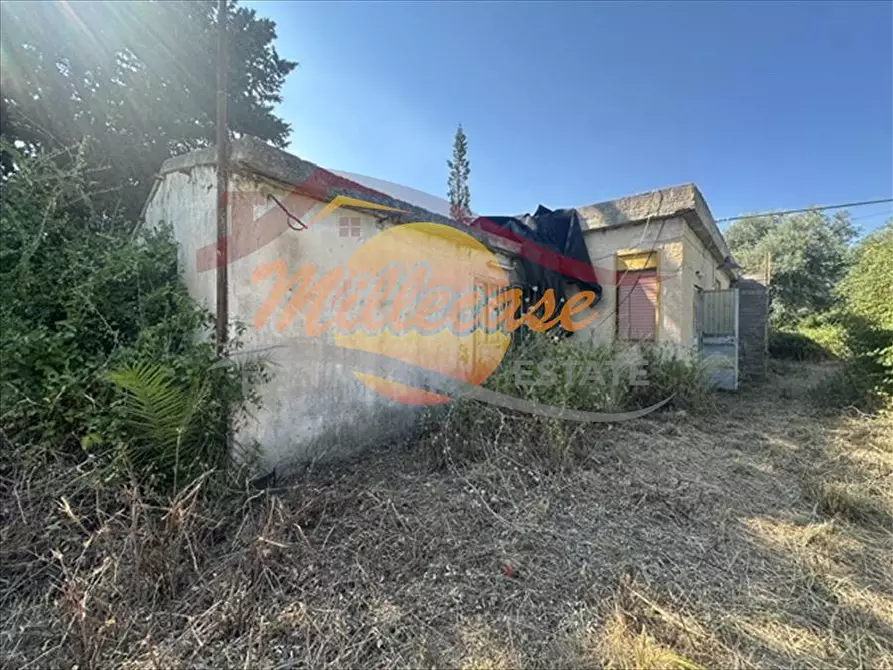 Immagine 1 di Villa in vendita  in VIA SAN GIOVANNI BOSCO 12 a Siracusa