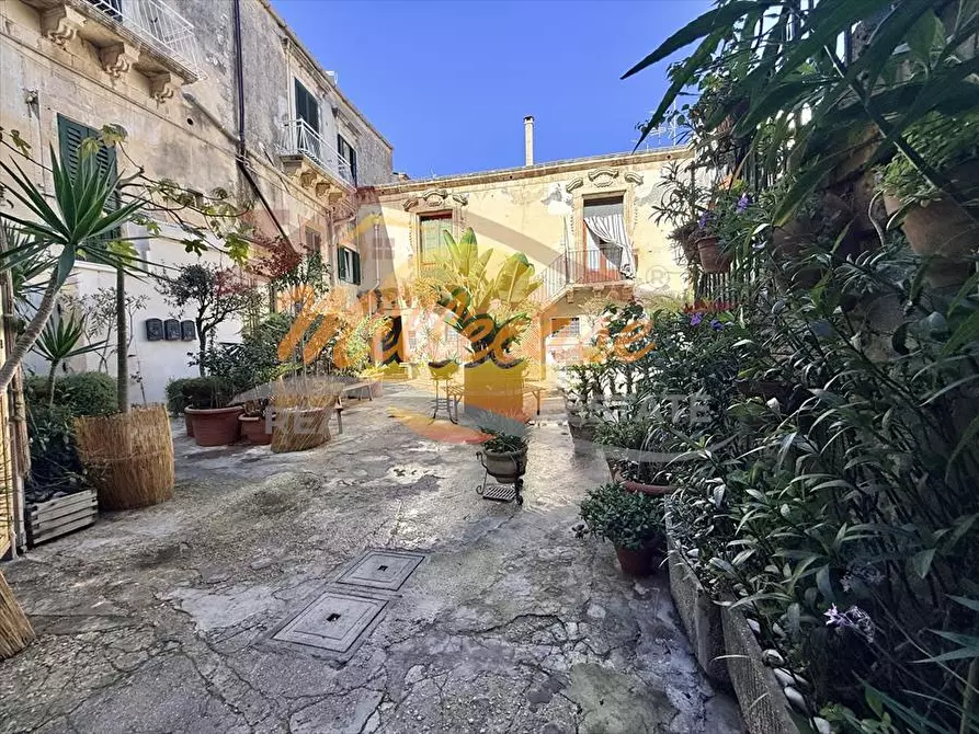 Immagine 13 di Appartamento in vendita  in VIA VINCENZO MIRABELLA a Siracusa