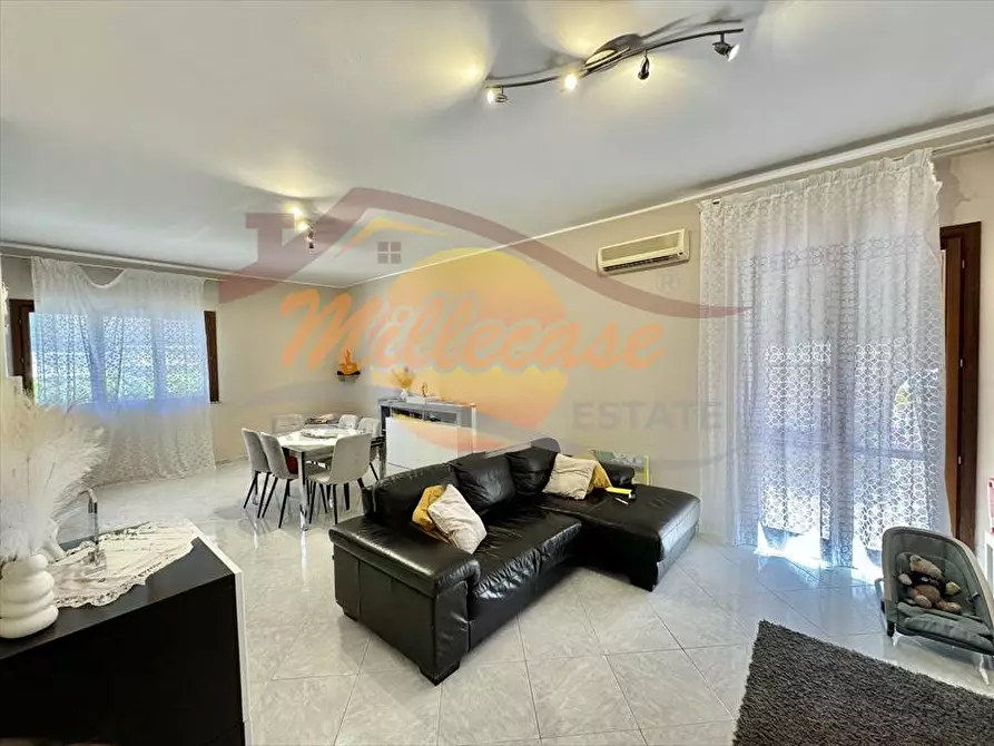 Immagine 5 di Villa in vendita  in VIA MARIA LUIGI MONTI a Siracusa