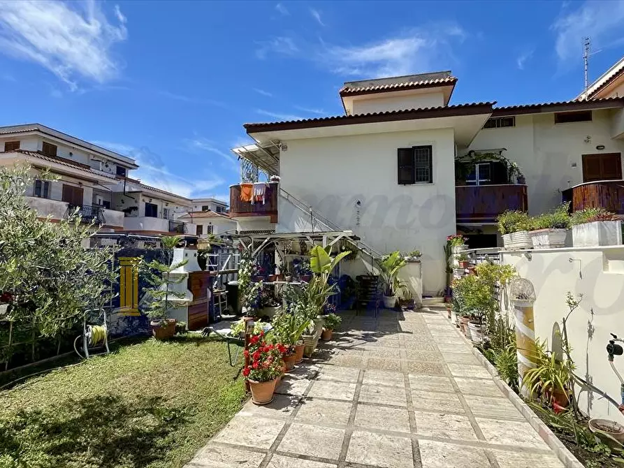 Immagine 22 di Casa indipendente in vendita  a Ardea