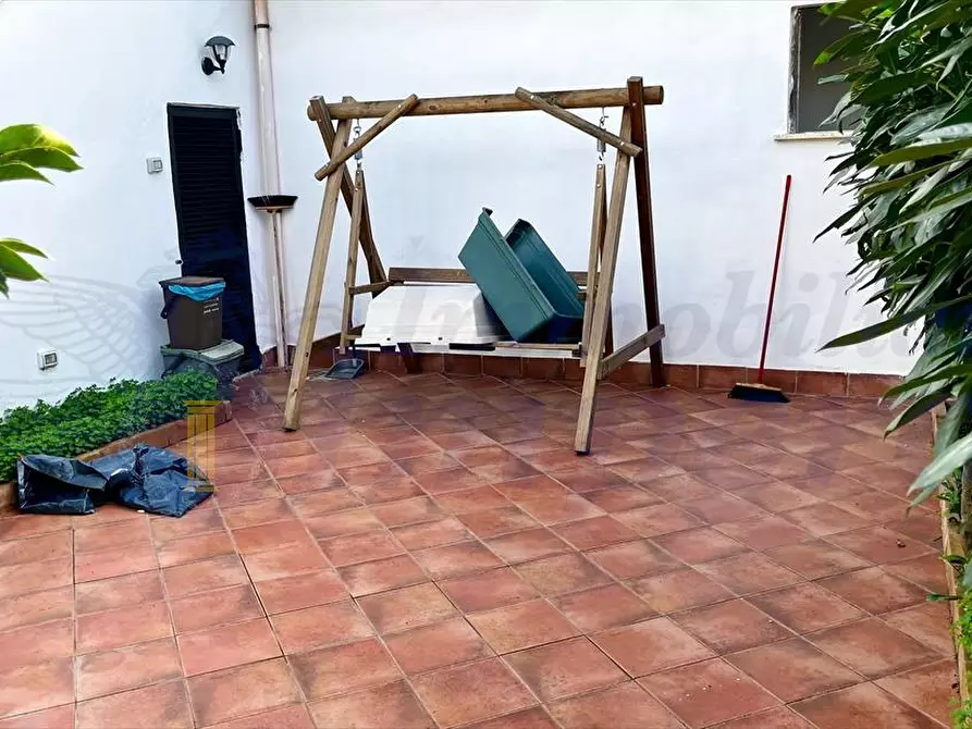 Immagine 5 di Appartamento in vendita  in Via Della Bilancia 2C a Pomezia