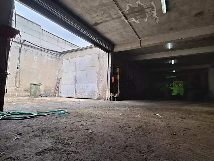 Immagine 14 di Deposito   a Taurianova