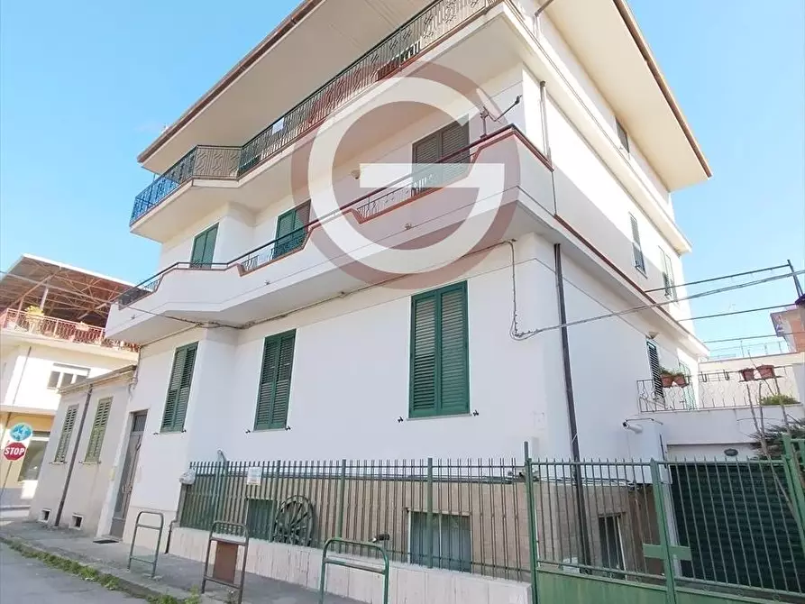 Immagine 3 di Palazzo in vendita  a Taurianova
