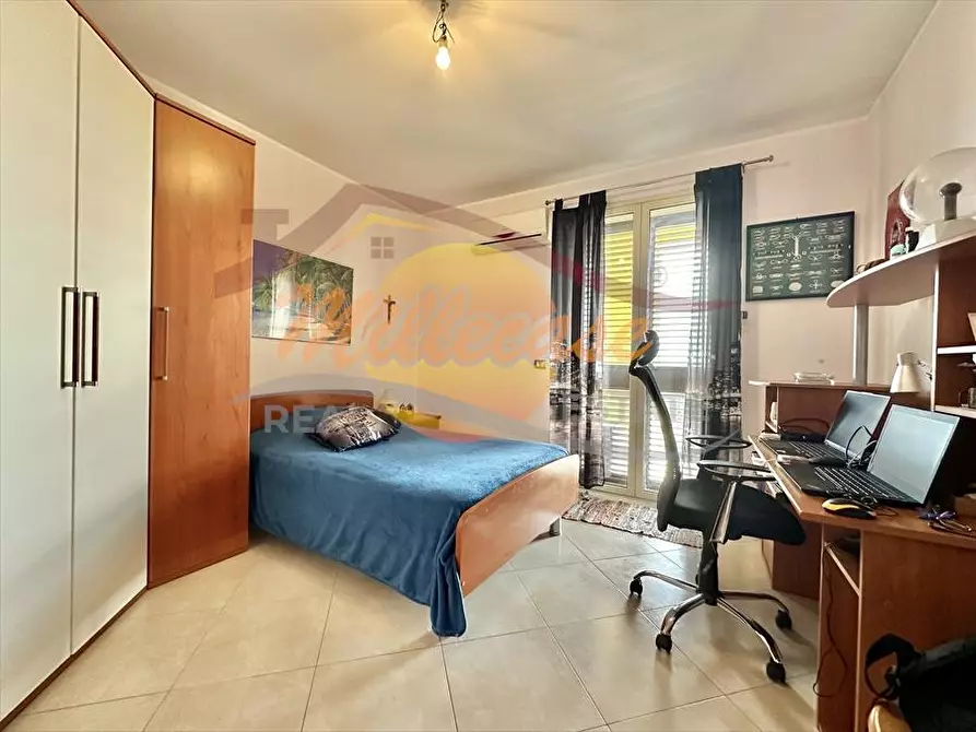 Immagine 13 di Appartamento in vendita  in floridia a Siracusa