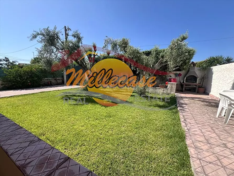 Immagine 4 di Villa in vendita  a Siracusa