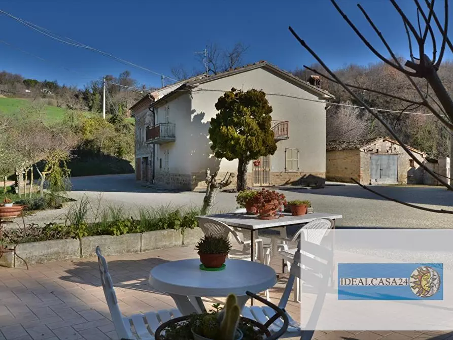 Immagine 23 di Casa indipendente in vendita  in camporotondo di fiastrone c.da colvenale n. 7  a Camporotondo Di Fiastrone