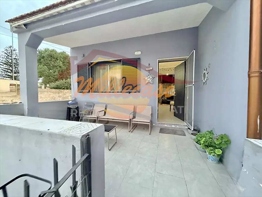 Immagine 3 di Villa in vendita  in via della donzella a Siracusa
