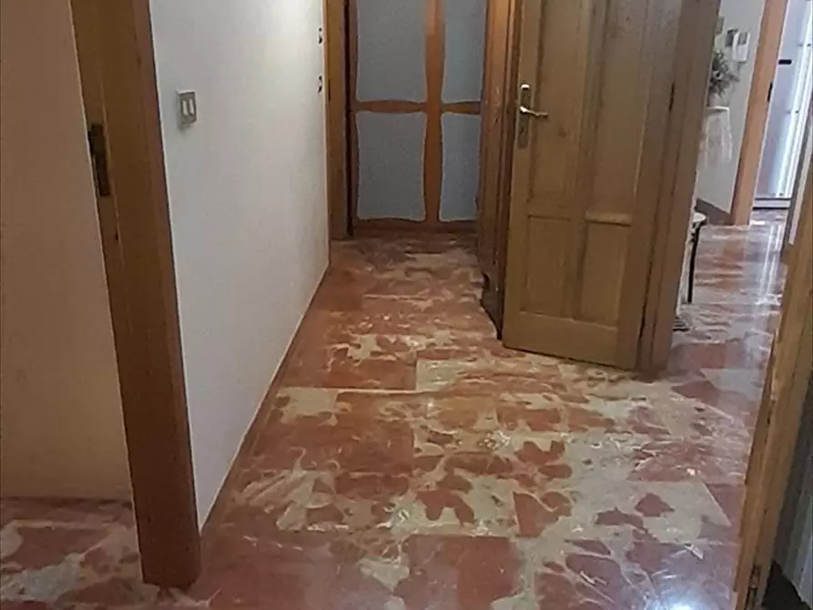 Immagine 16 di Appartamento in vendita  a Taurianova